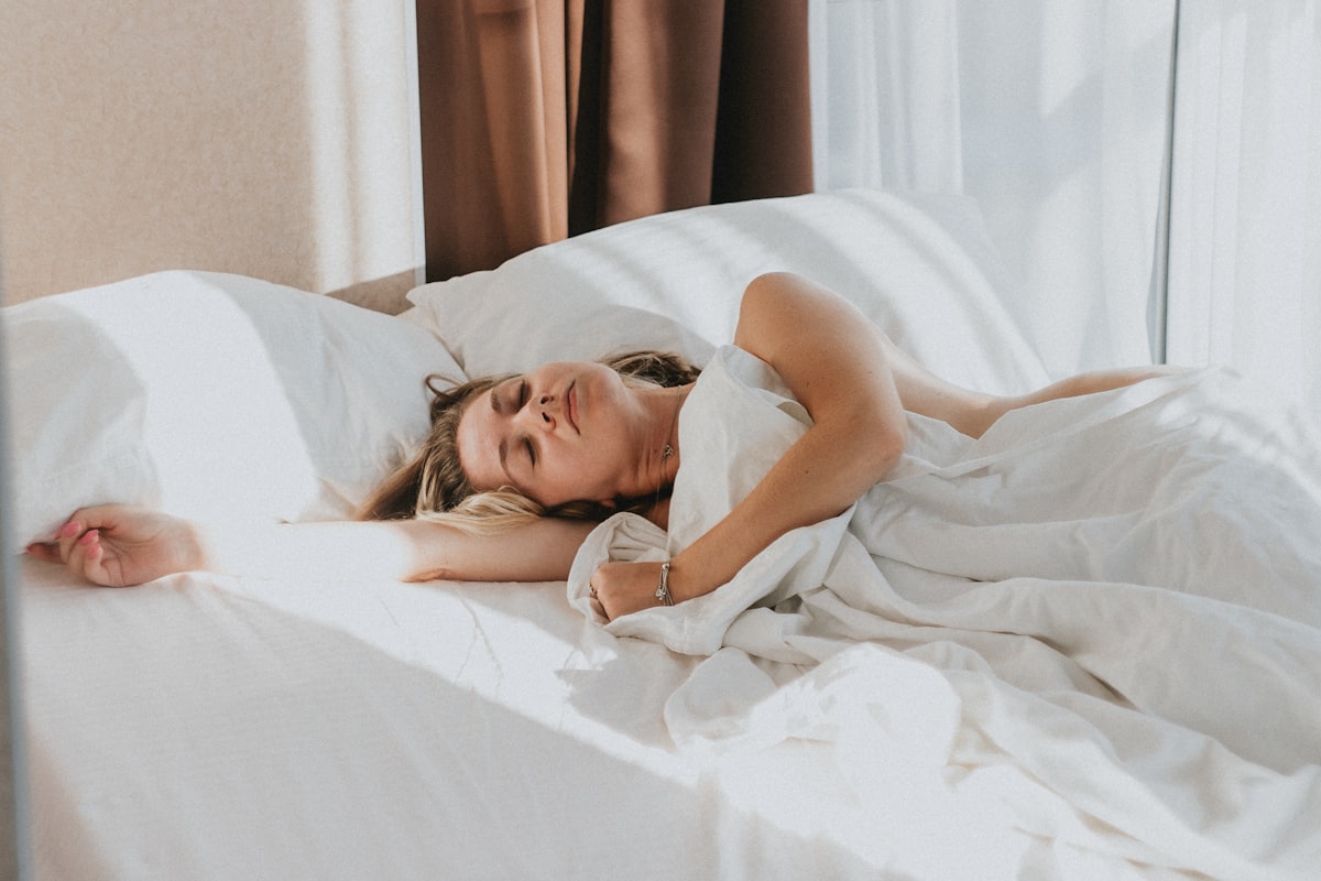 Almonds rich in magnesium for sleep